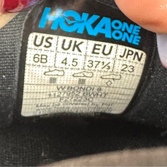 Hoka One One Shoes Womens 6 B Bondi 8 Black/White Running Athletic Gym - Picture 3 of 11